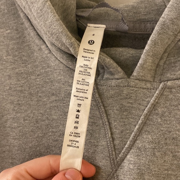 SOLD lululemon All Yours Hoodie- Size 4 - Picture 6 of 8